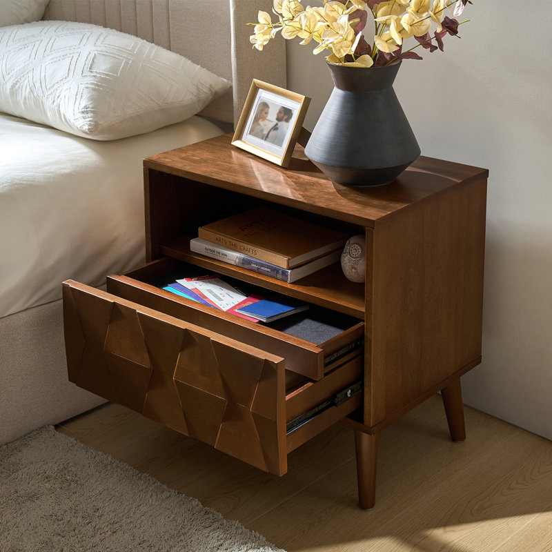 Table de chevet de style Mid-Century moderne 24 "avec station de charge et tiroir caché Isabele, Noyer