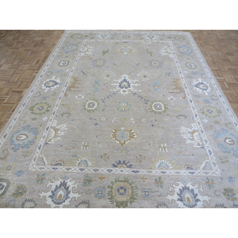 Tapis beige unique 8 pi 10 po x 12 pi One-of-a-Kind
