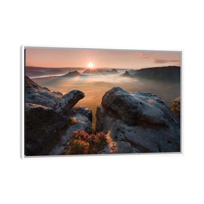 Sunrise On The Rocks by Daniel Řeřicha - Print on Canvas
