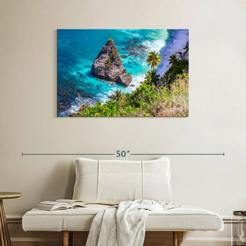 Bali Beach Rock Form, H 26 po x l 39 po
