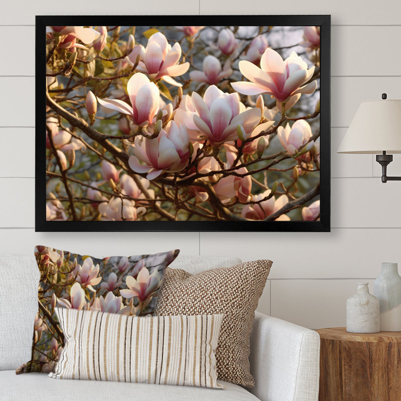 «White Pink Magnolias Landscape VI», reproduction sur toile, H 24 po x l 32 po x P 1 po, Cadre photo noir