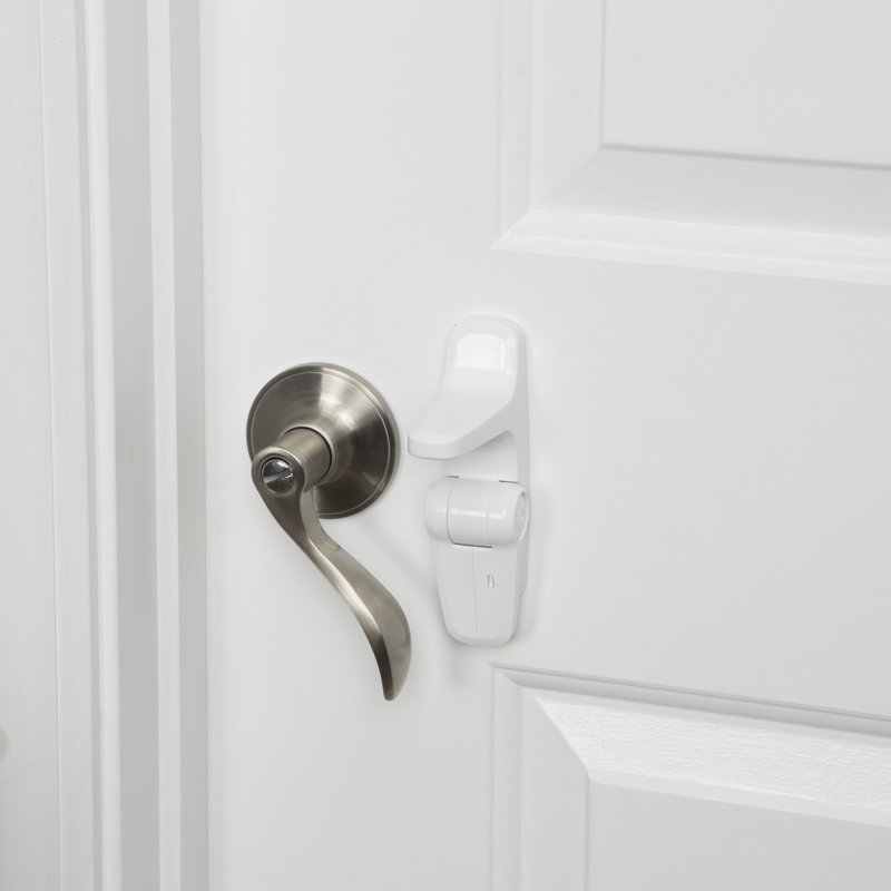 Safety 1ˢᵗ® OutSmart™ Lever Handle Lock