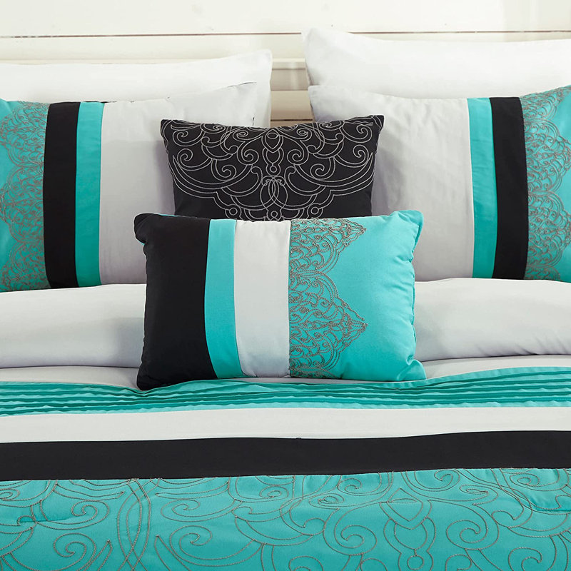 Queen Teal and Black Geometric Comforter Set with Pillow Shams