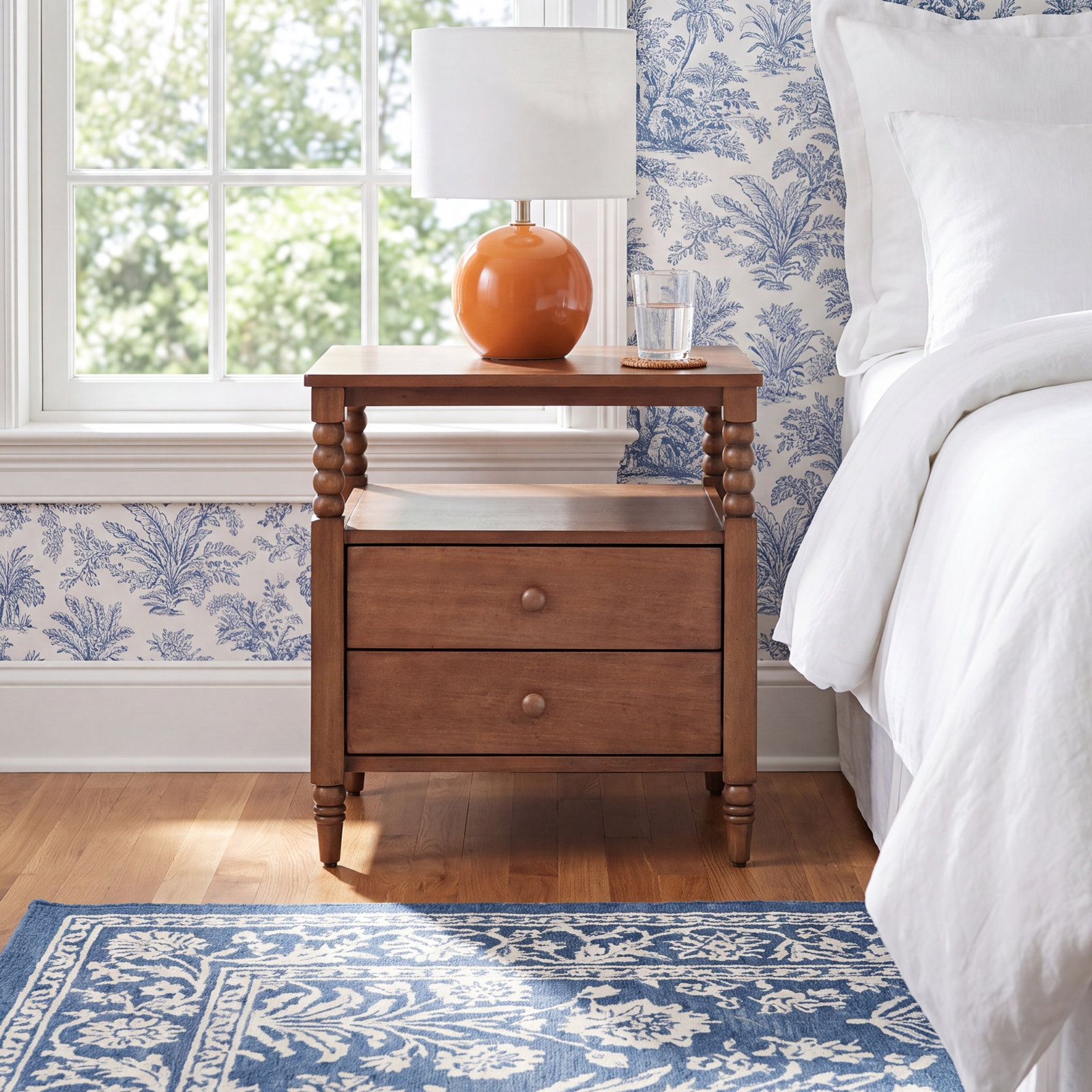 Benbrook 2-Drawer Mahogany Nightstand, White