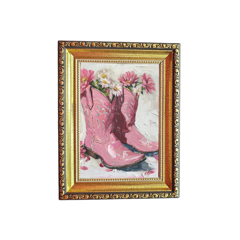 Bottes roses avec cadres antiques et roses, H 9 po x l 7 po