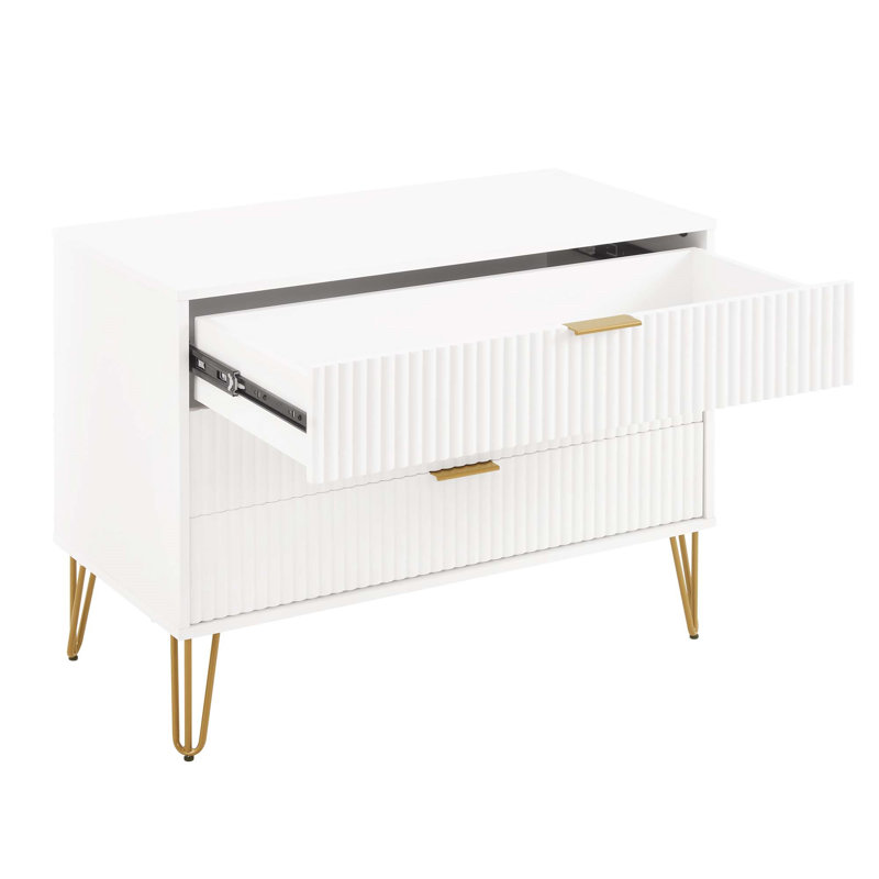 Dumbo 35" Fluted Dresser In White (3-Drawer), White