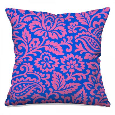 Coussins en damas rose