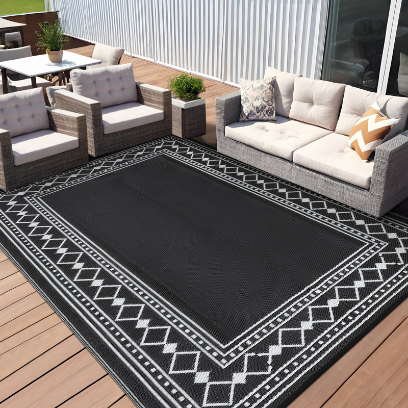 8x10 FT Black/White Reversible Plastic Straw Outdoor Rug, Waterproof Stain Resistant Foldable Floor Carpet, Portable RV Camping Mat for Patio Deck Backyard Porch Balcony Beach