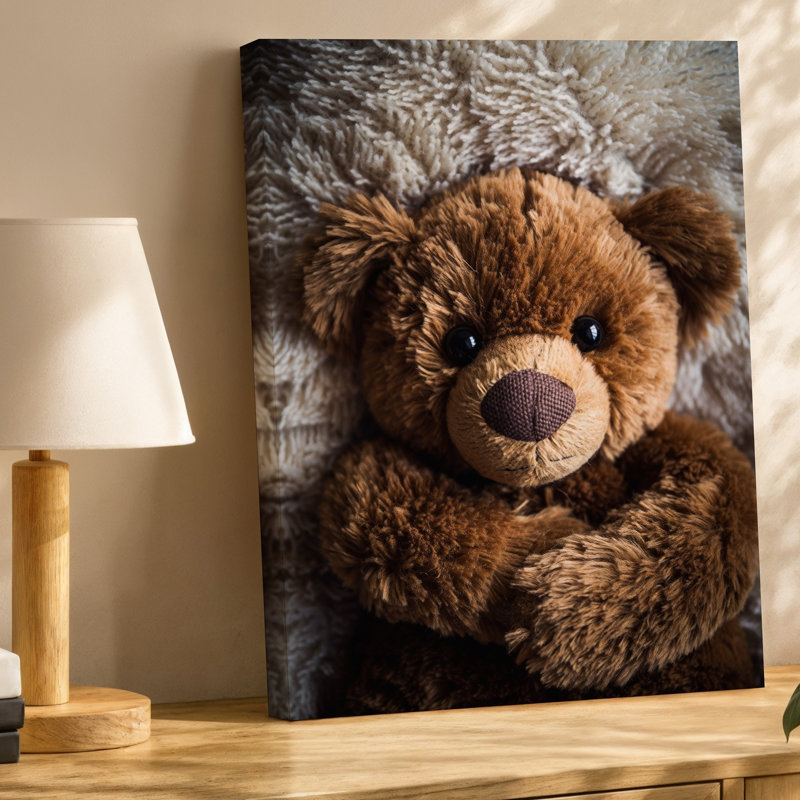 Toile, gros plan sur un ours en peluche qui révèle son art mural, H 12 po x l 9 po