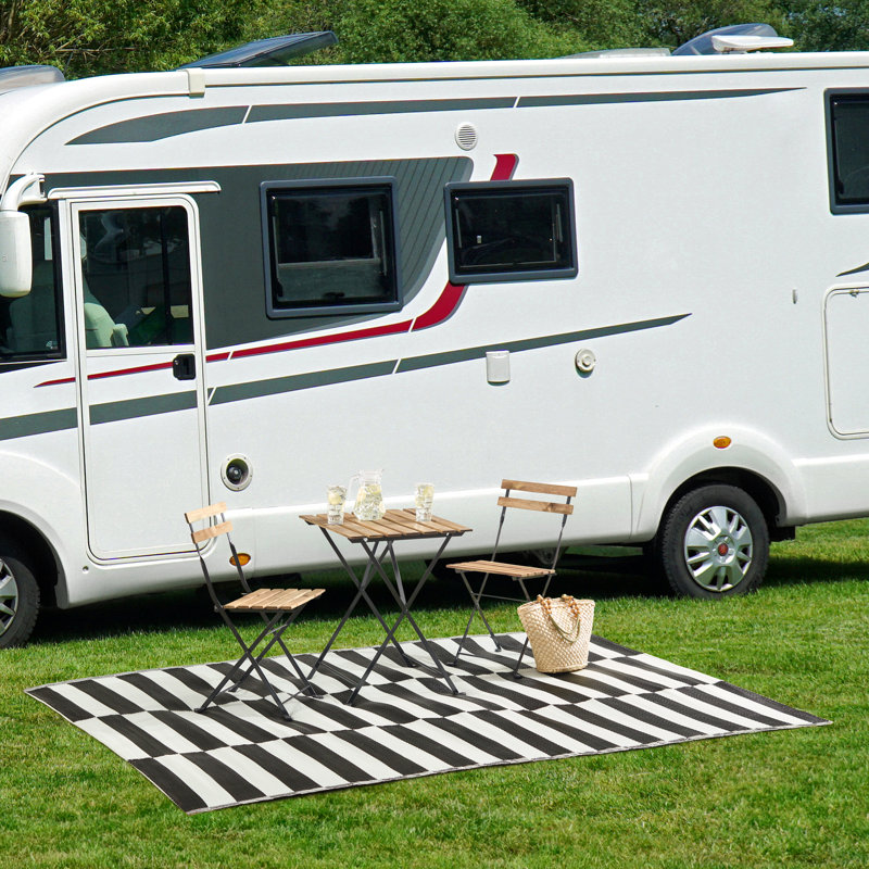 Black and White Reversible Synthetic 6' x 9' Outdoor Rug