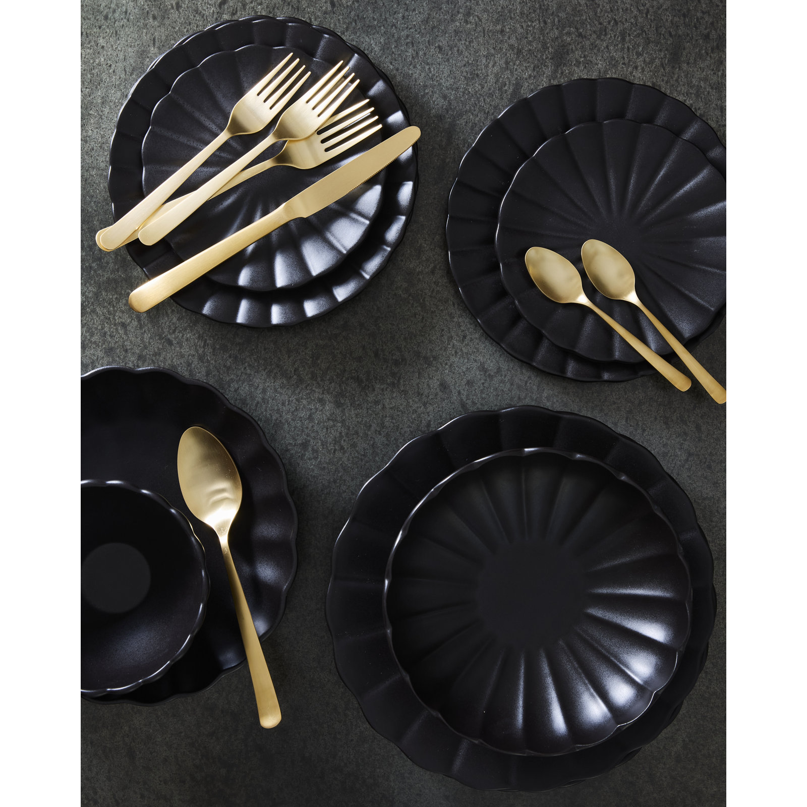 Lafayette Stoneware Salad Plate, Noir