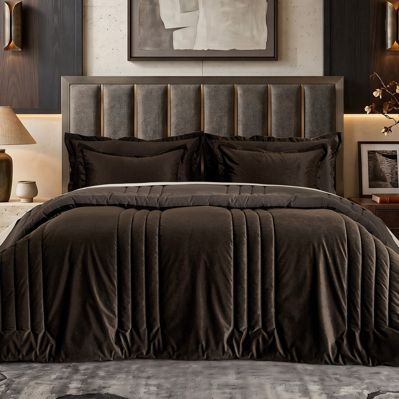 Luxury Velvet Bedding Comforter Sets 3 Pieces. Lightweight fluffy and soft velvet comforter set, Queen, Brown