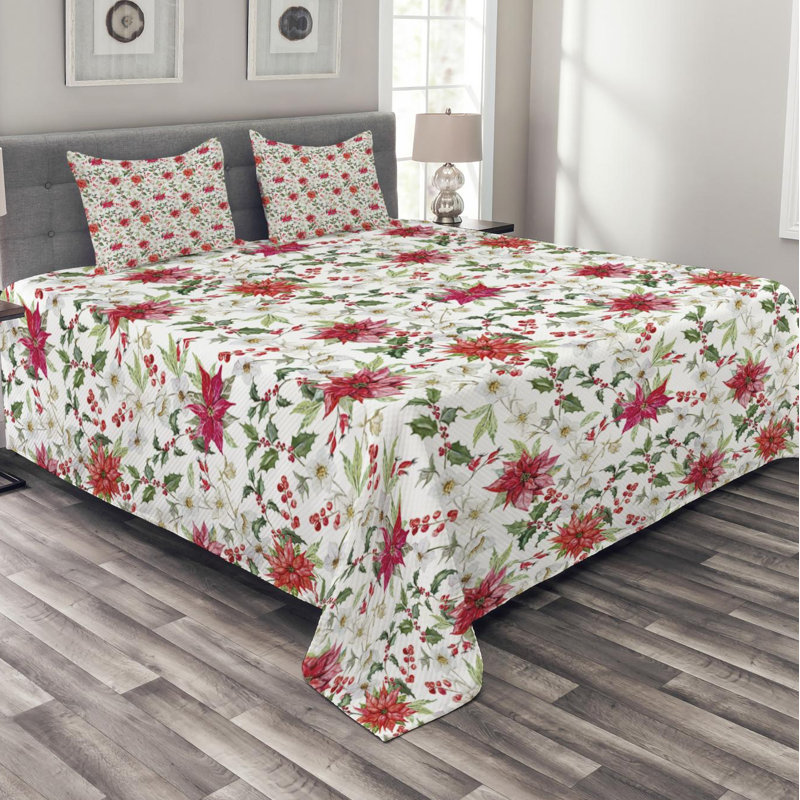 Traditional Polyester Floral Coverlet, King Coverlet + 2 Shams