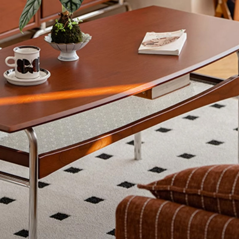 Table basse au design rétro et unique