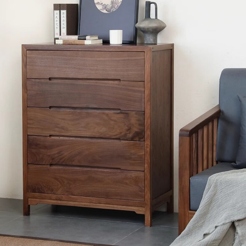 Commode classique à cinq tiroirs