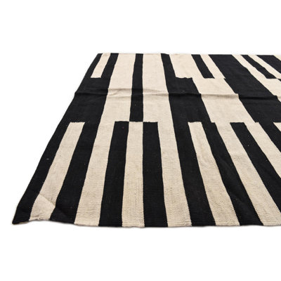 Tapis noir et blanc Ohlson