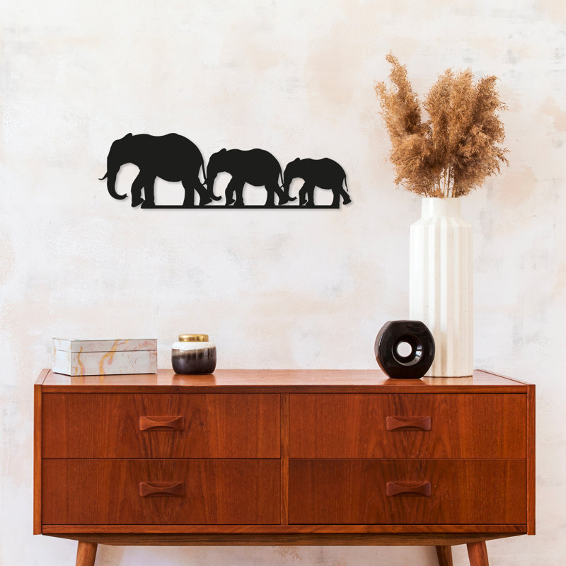 Wall Decor on Metal, Black