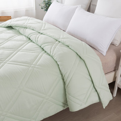 Polyester Box Stitch Comforter