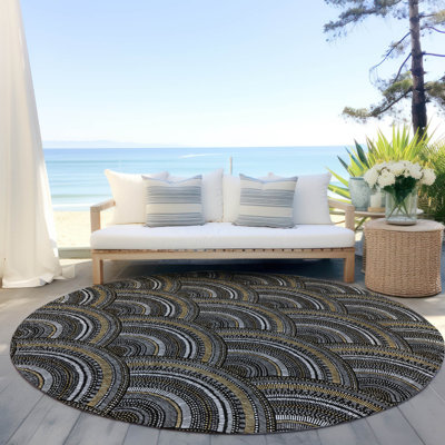 Chayden Washable Geometric Indoor / Outdoor Rug