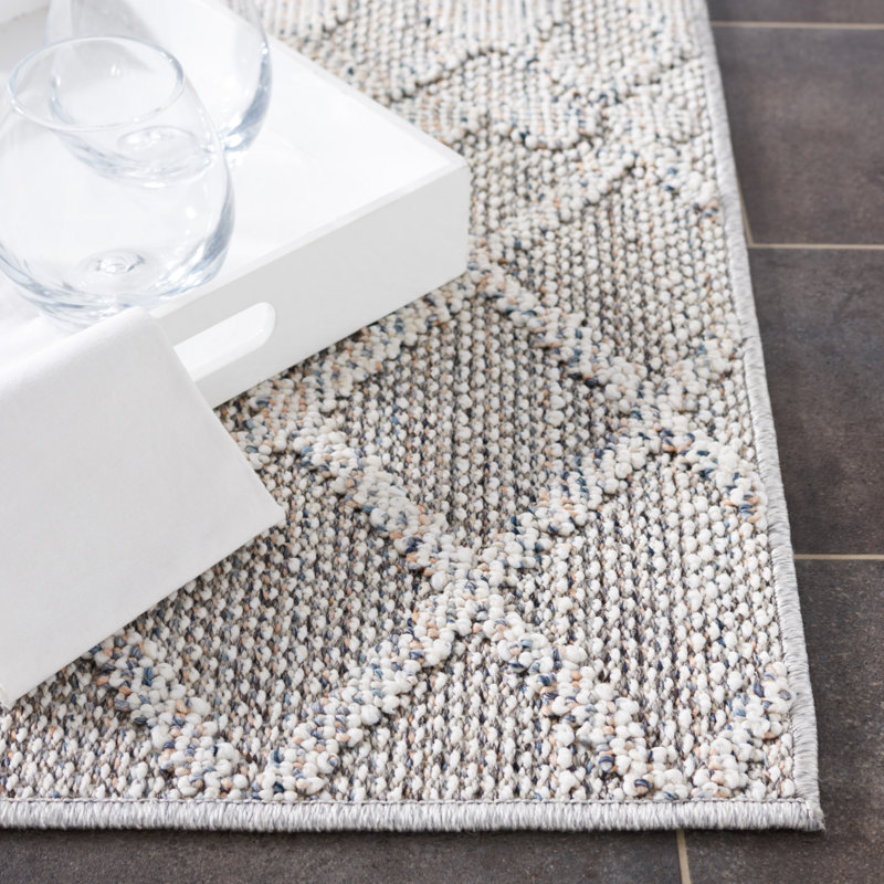 Global Performance Southwestern Indoor/Outdoor Area Rug, Rectangle 4' x 6'