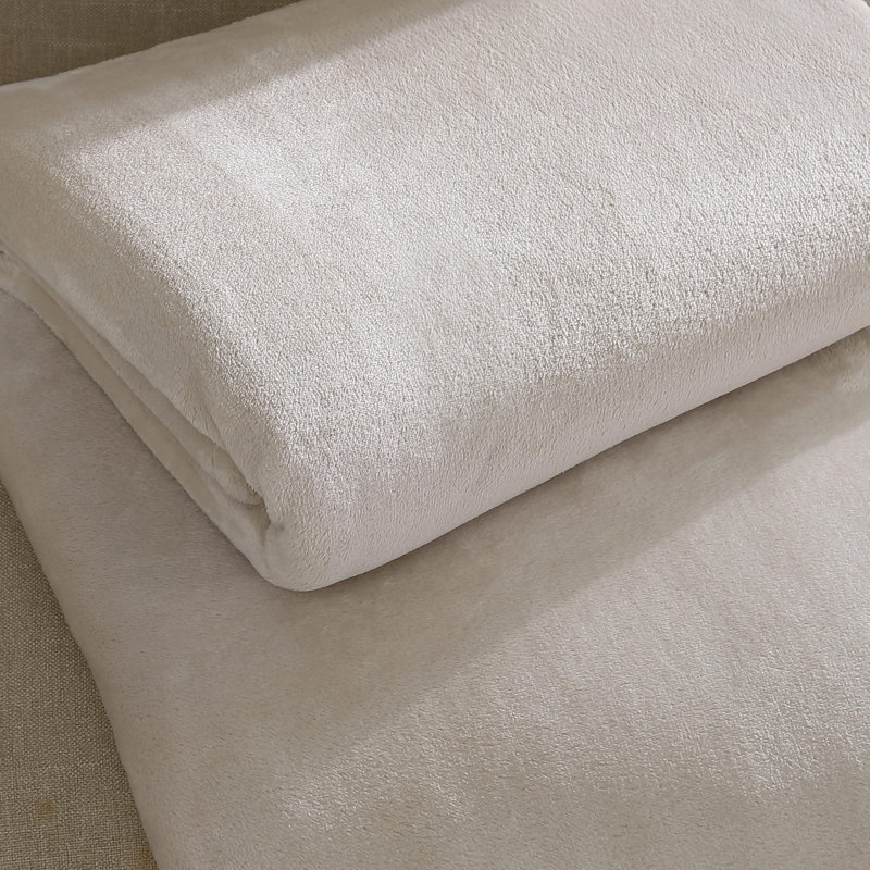 Calvin Klein Core Plush Solid Reversible Blanket, King, Light Pink