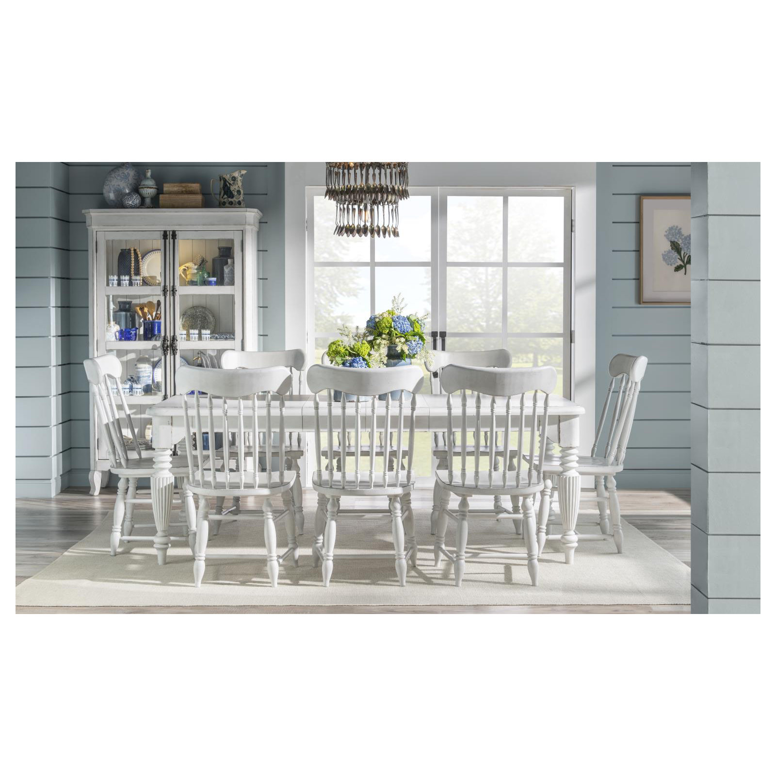 Country Living Extendable Dining Table 1