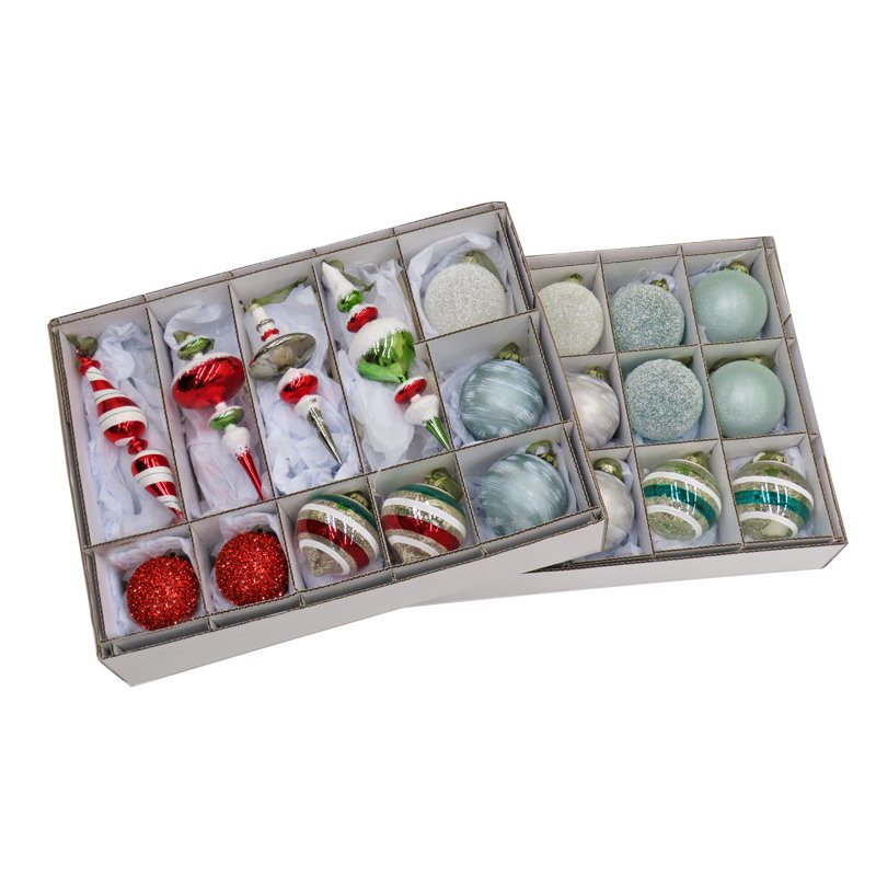 24 Piece Nostalgic Traditions Ornaments
