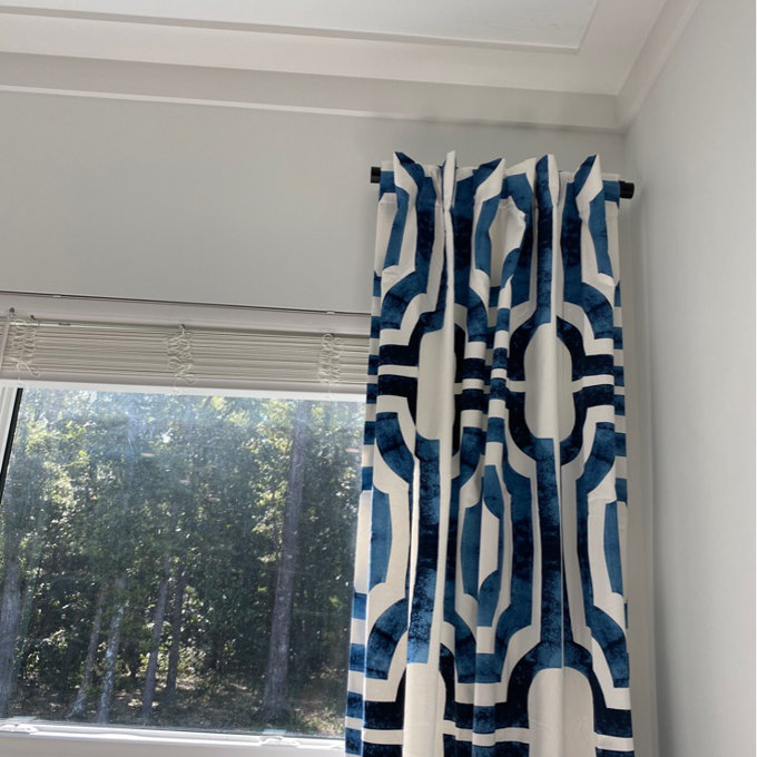 Lachina Arnel 1 Inch Window Curtain Rod with Aluminium Finials, Adjustable Heavy Duty Modern Drapery Pole for Outdoor/Indoor - Matte Black, 32" - 48"