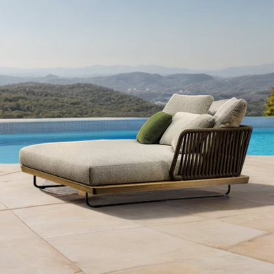 Aluminum Frame Outdoor Chaise With Teak Outdoor Teak Wood Chaise Lounge , Cushion Included