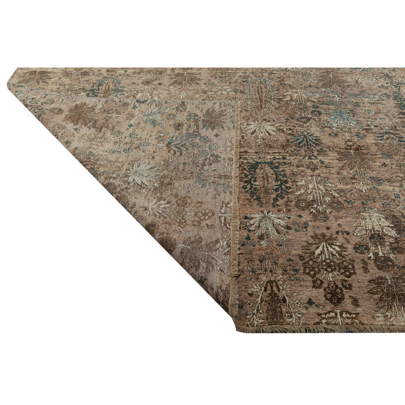 Hand Knotted Wool Area Rug in Bronze, Rectangle 5' x 8'