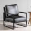 Chaise d'appoint classique Mid-Century moderne en similicuir noir avec structure en métal renforcé