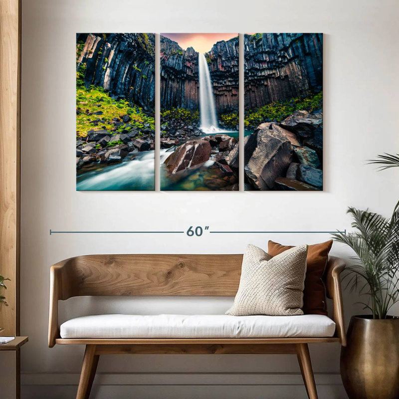 Alvord Simple Waterfall, 32" H x 50" W