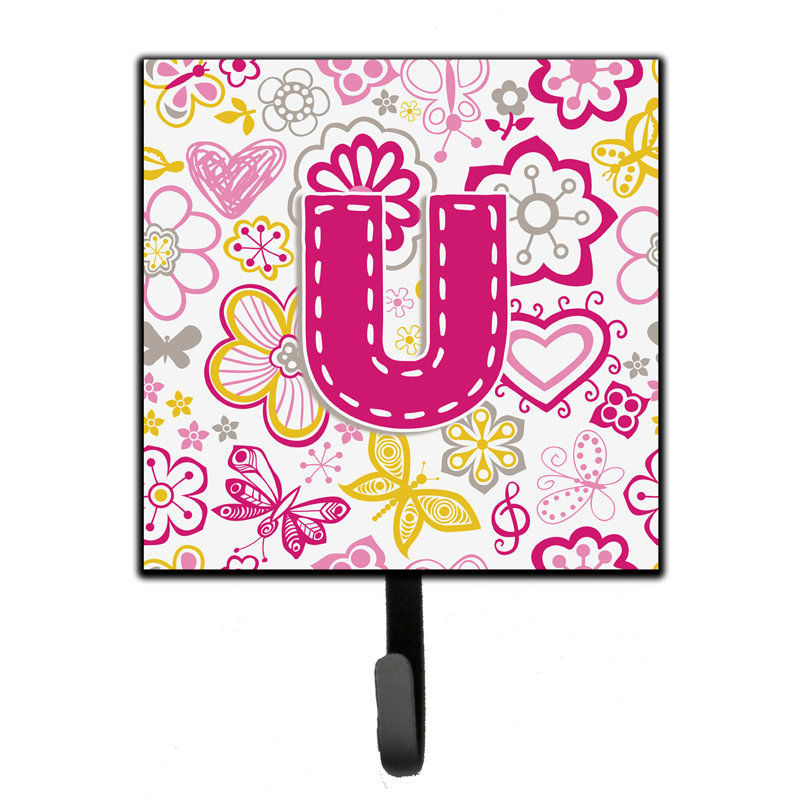 Crochet mural fleurs et papillons, U