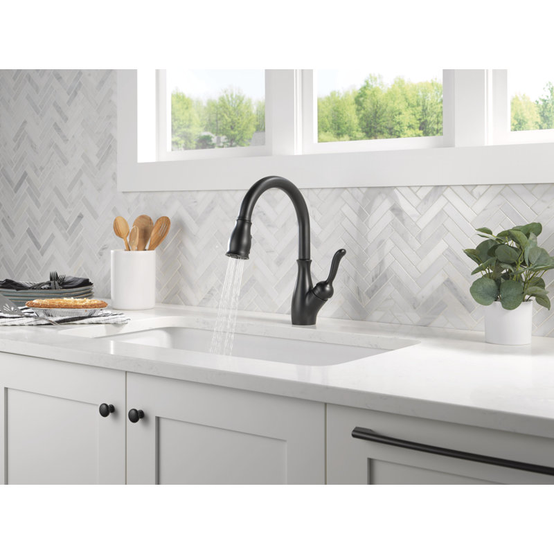 Leland Pull Down Sprayer Kitchen Sink Faucet, Single Handle Kitchen Faucet, Matte Black
