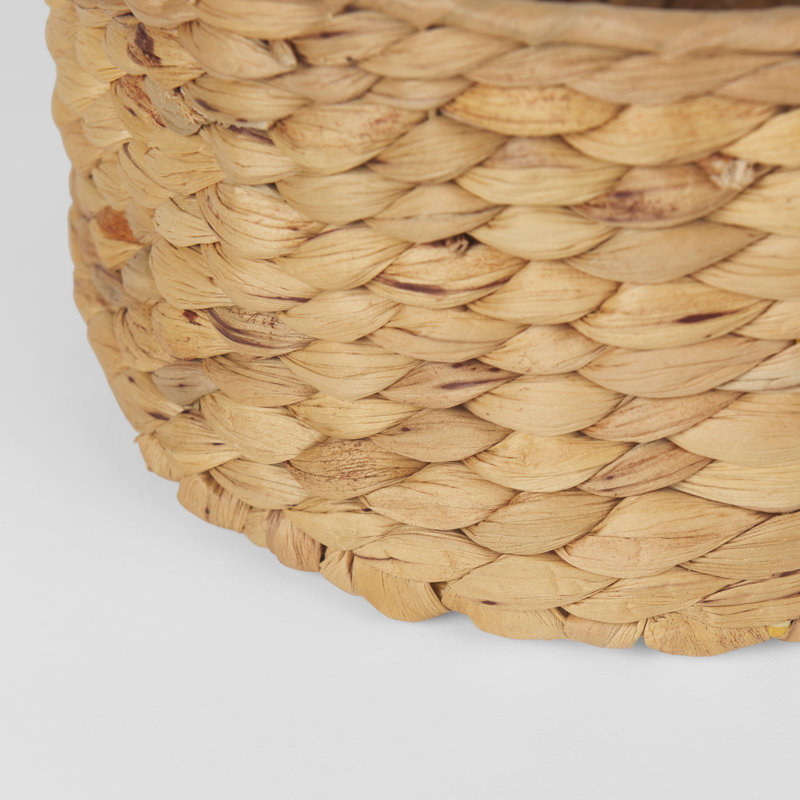 Dovecove Seagrass Decorative Basket