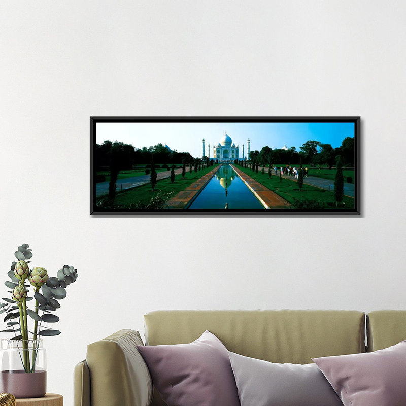«Panoramic Taj Mahal Agra India» par Panaromic Images - Estampe numérique sur toile tendue avec châssis
