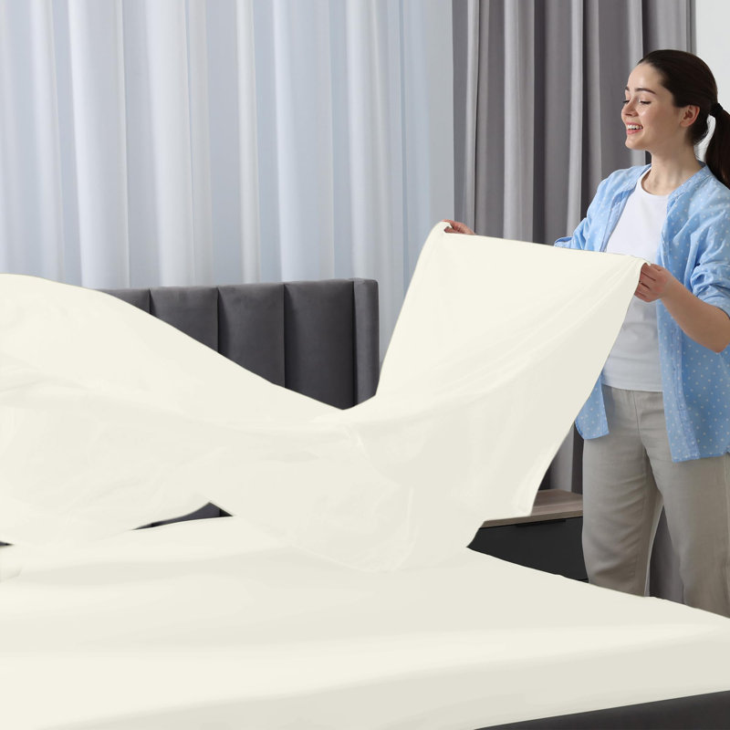 Linge de maison Royale seulement | Microfibre brossée | Ultra doux et respirant | Infroissable et résistant aux taches | Qualité hôtelière vendue séparément | Drap supérieur