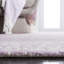 Tapis mauve / beige