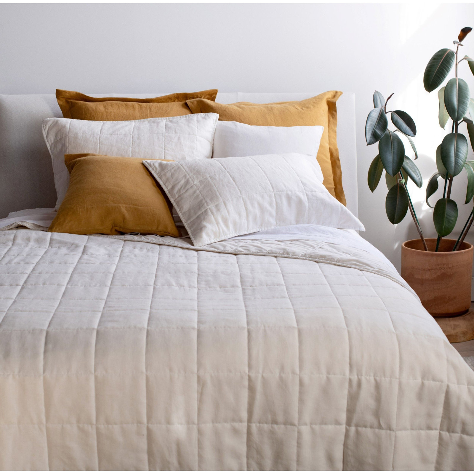 French Linen Quilt Set, Twin Quilt + 1 Standard Pillow Sham, Cream