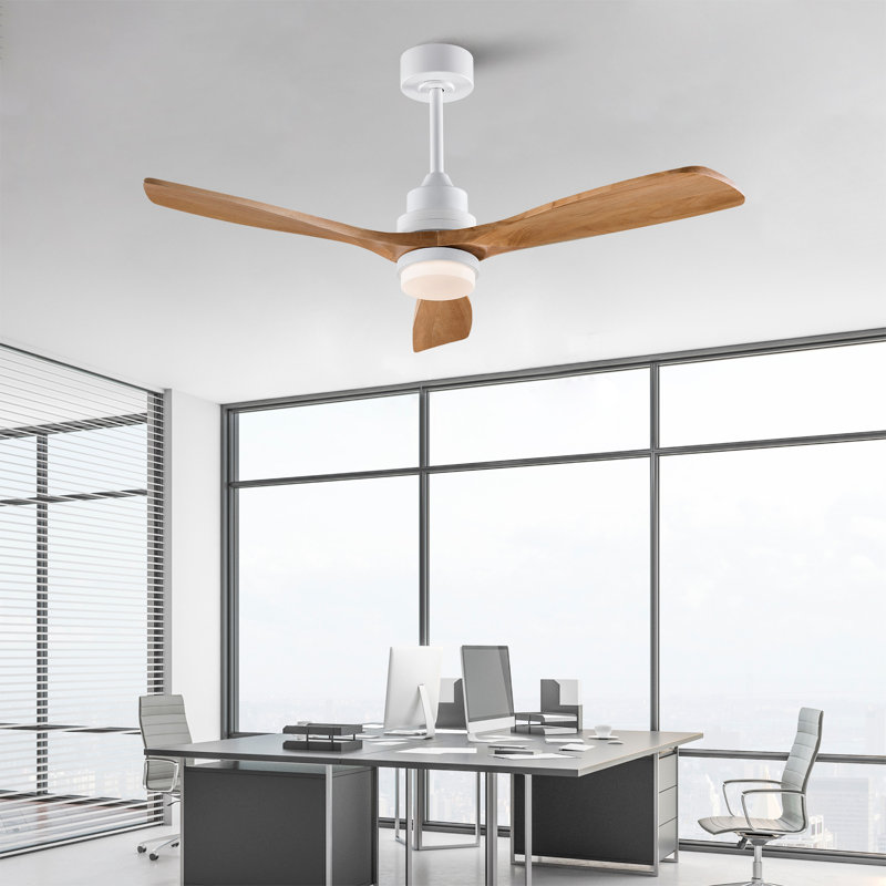 Ventilateur de plafond moderne de 52 pouces avec moteur à courant continu réversible à télécommande 3 lumières à DEL 3 couleurs à intensité variable