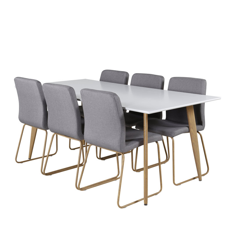 Braun 6 - Person Dining Set