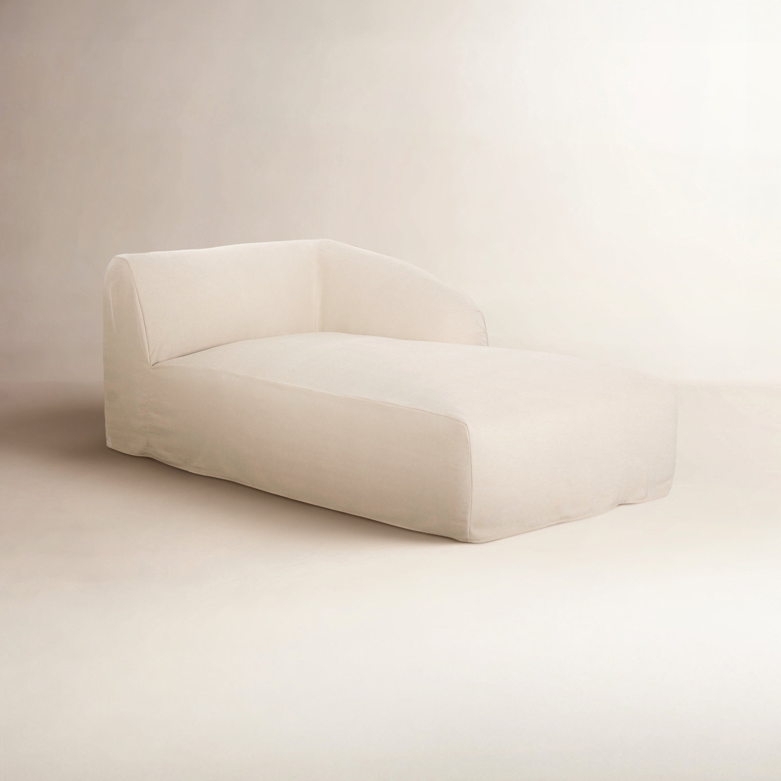 Wilde Right-Arm Facing Chaise Lounge, Cream Veil Canvas