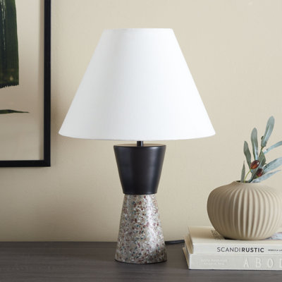 Lehti Table Lamp