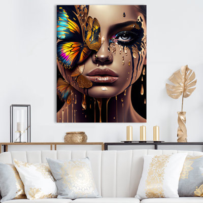 Décoration murale sensuelle femme avec papillon coloré coloré