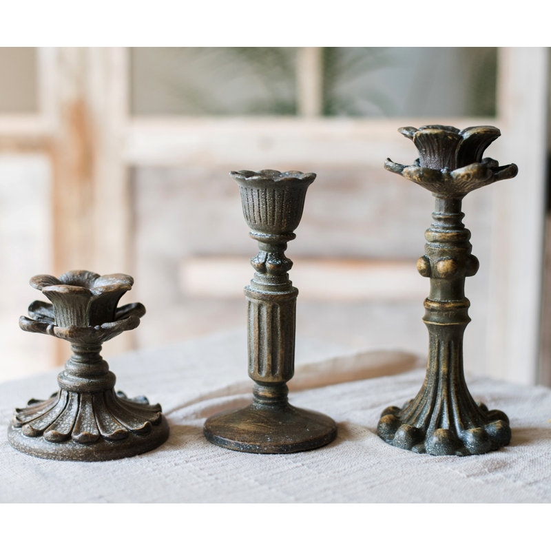 Petite chandelles en résine française classique, H 3,5 po x l 3,4 po x P 0,98 po