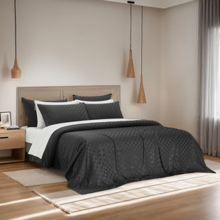 Dailynap Geometric Patterned Multi-style Plaid Bedding Set