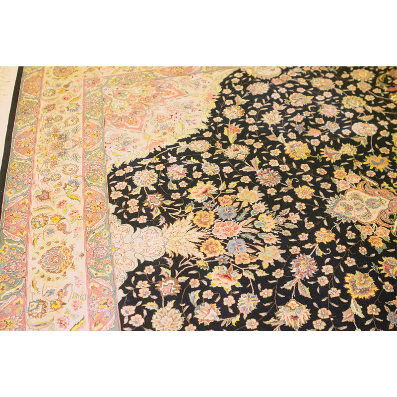 Tapis noir noué à la main de haute qualité