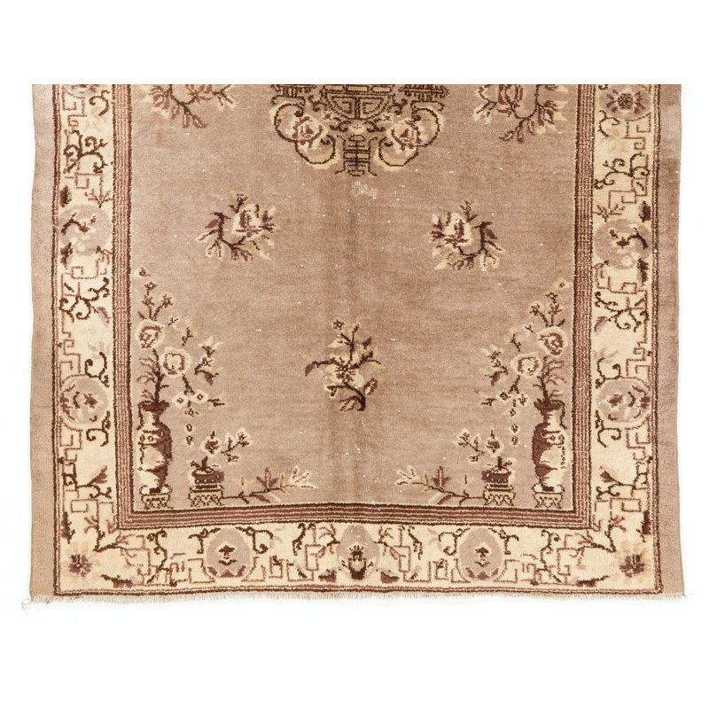 Tapis art déco de couleur taupe délavée, brun et beige