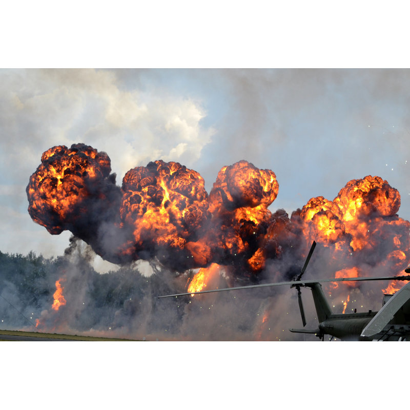 War - Battlefield - Wrapped Canvas Print, 51cm H x 76cm W