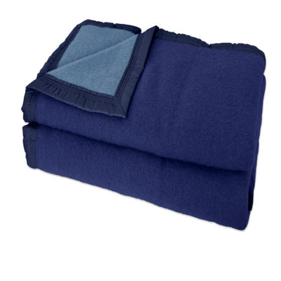 Laketia Blanket